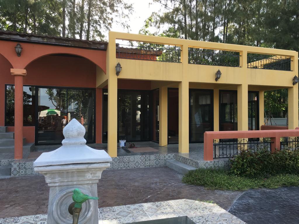Phutara Accomodation Petchaburi Esterno foto
